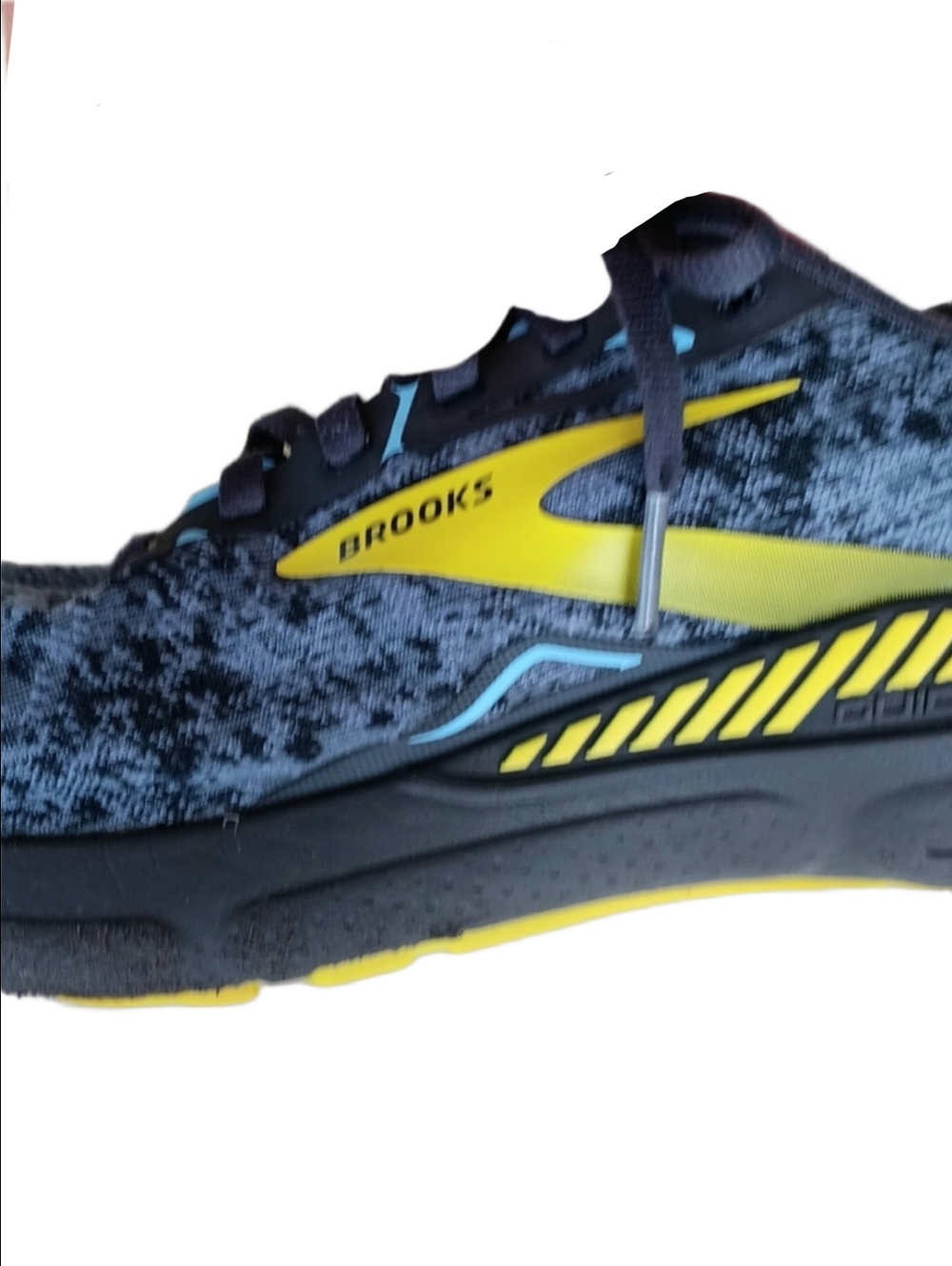 Brooks Adrenaline GTS 23 Running Shoe - Gray & Yellow Accent Lightweight Cushion - Picture 8 of 10